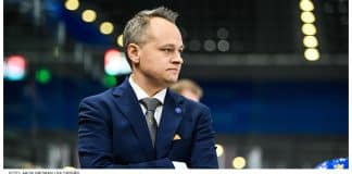 Dubbla debutanter när Småkronornas spelar säsongens första turnering Småkronorna redo för en ny säsong.