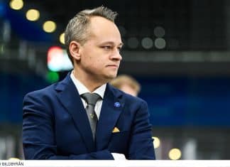 Dubbla debutanter när Småkronornas spelar säsongens första turnering Småkronorna redo för en ny säsong.