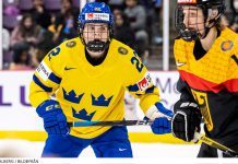 Förlust för Damkronorna i VM-premiären