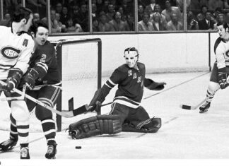 Sorg i New York Rangers – legendaren död Sorg efter Eddie Giacomins bortgång.