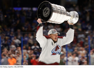 Stjärnbacken avslutar karriären – dagar innan premiären Erik Johnson avslutar karriären.