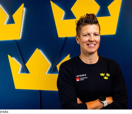 Talangerna får chansen – här är Damkronornas första trupp 2026/27 Här är Erika Holsts första trupp som förbundskapten