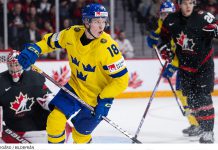 Succéspelaren får chansen när Tre Kronor värmer upp inför VM