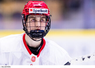INTERVJU: Talangen Filip Ekberg inför campen med Team 17 – “Det blir en riktigt rolig resa” Filip Ekberg valdes i NHL-draften 2025