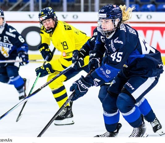Tung förlust för Damkronorna mot rivalen Tung förlust för Damkronorna mot Finland