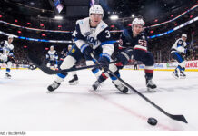 VIDEO: Se USA:s målfest mot Finland i 4 Nations Se målen när USA vann premiären i 4 Nations