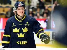 Succé för talangerna när Tre Kronor krossade Schweiz Talangerna briljerade när Tre Kronor krossade Schweiz