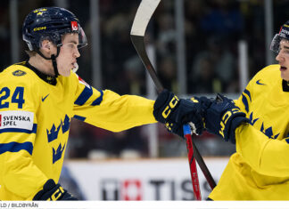 JVM: Tredje raka segern för Juniorkronorna Ny seger för Juniorkronorna i JVM