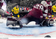 VIDEO: Spänning när Juniorkronorna besegrade Lettland Sverige vidare till semifinal i Junior-VM