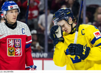 JVM: Strafförlust för Juniorkronorna – bronset till Tjeckien Tung förlust för Juniorkronorna - bronset till Tjeckien