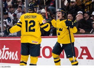 JVM: Seger för Juniorkronorna mot USA – gruppsegern säkrad Seger för Juniorkronorna i gruppfinalen mot USA