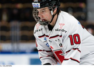 Succéspelaren finns med i Småkronornas trupp till U18-VM