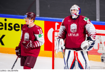 Favoriten vidare i VM – värdlandet utslaget