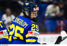 Seger för Damkronorna i VM-premiären