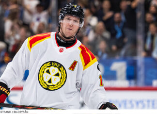 Stora ändringar i Tre Kronor – Bäckström stryks ur truppen Ingen Nicklas Bäckström i Tre Kronor