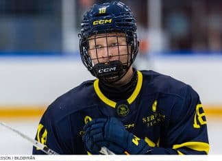 Hlinka-Gretzky Cup 2026: Tung förlust för Småkronorna – föll i slutsekunderna Förlust för Småkronorna mot Schweiz