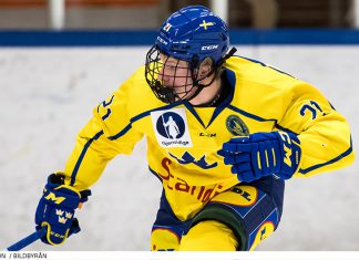 VIDEO: Otto Stenberg på rekordjakt när Småkronorna krossade Kanada – se målen här