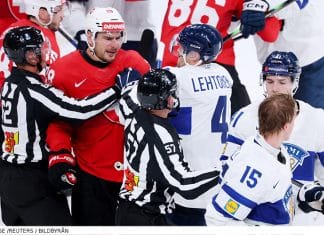 Ishockey-VM: Schweiz säkrade gruppsegern – nu väntar Tre Kronor Schweiz säkrade gruppsegern - nu väntar Tre Kronor