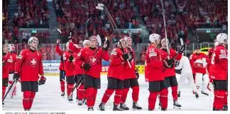 VIDEO: Succén fortsätter – Schweiz klara för VM-final Schweiz klara för final i hemma-VM