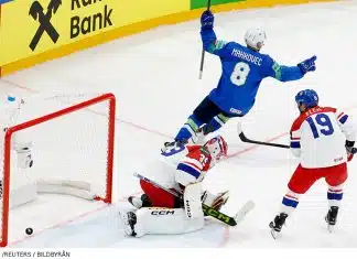 VM: Slovenien skrällde – se avgörandet mot Tjeckien här Se Sloveniens skräll i Hockey-VM