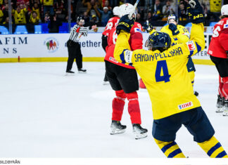 Sverige till semifinal i JVM efter förlängningsdrama mot Schweiz