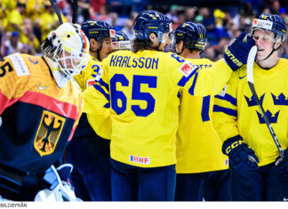 VIDEO: Här är alla målen från gårdagens matcher i Ishockey-VM Tre Kronor firar segern mot Tyskland i Ishockey-VM