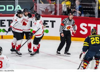 VIDEO: Förlust för Tre Kronor mot Kanada – se målen här Förlust för Tre Kronor mot Kanada