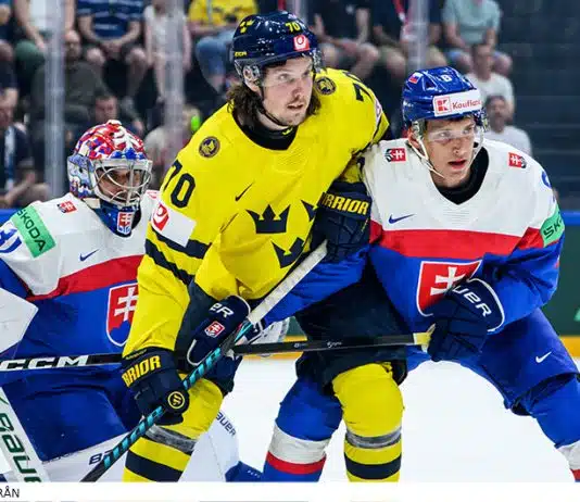 Ishockey-VM: Seger mot Slovakien – Tre Kronor klart för kvartsfinal Spänning när Tre Kronor säkrade kvartsfinalplatsen i Hockey-VM 2026