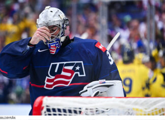 VIDEO: Lovande start på VM – se målen när Tre Kronor besegrade USA här Alex Lyon deppar efter ett insläppt mål mot Tre Kronor