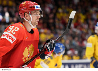 Världsmästarens överraskande val – flyttar hem till Ryssland? Yevgeni Kuznetsov flyttar hem till KHL?